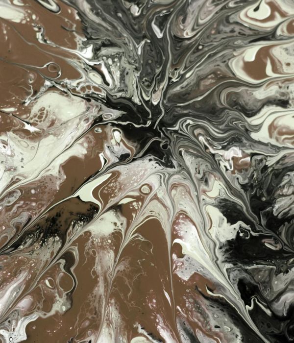 Minimalist abstract representation of yoga movement in cold colors